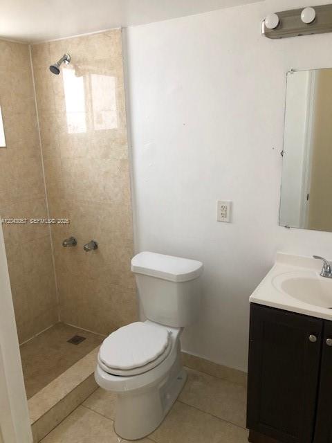 1895 Venice Park Dr # B20