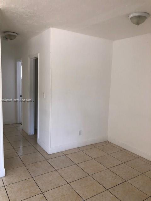 1895 Venice Park Dr # B20