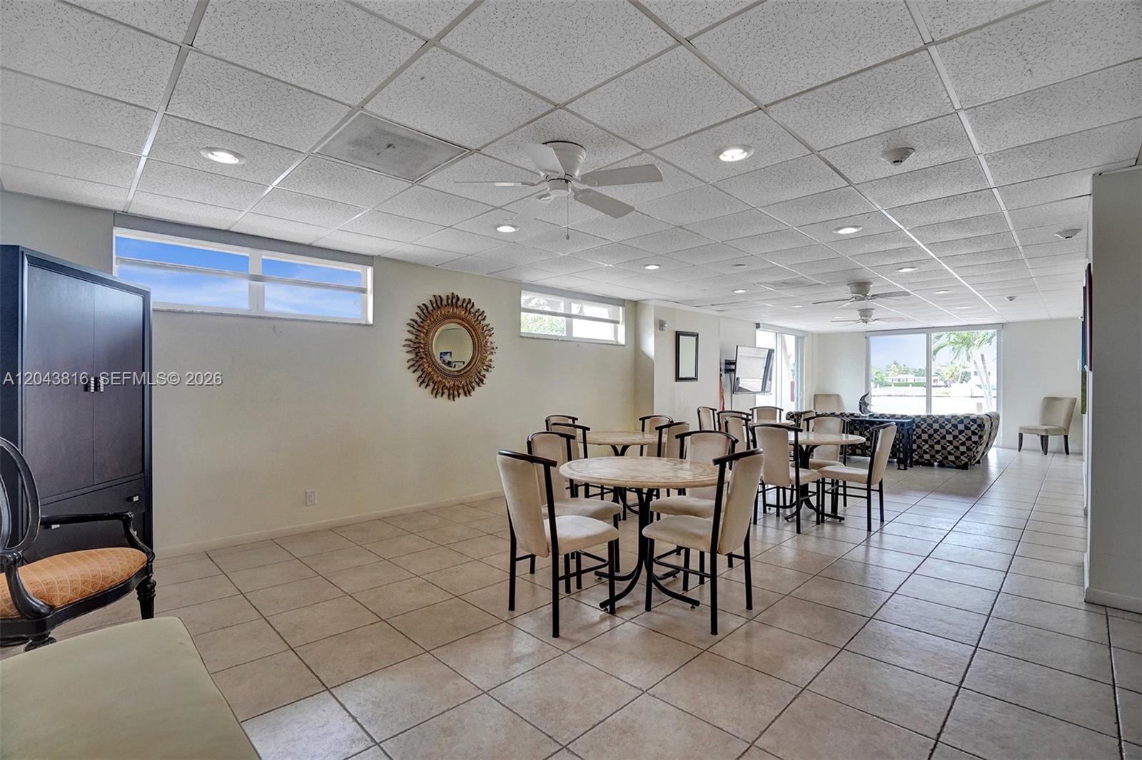 2639 N Riverside Dr # 206
