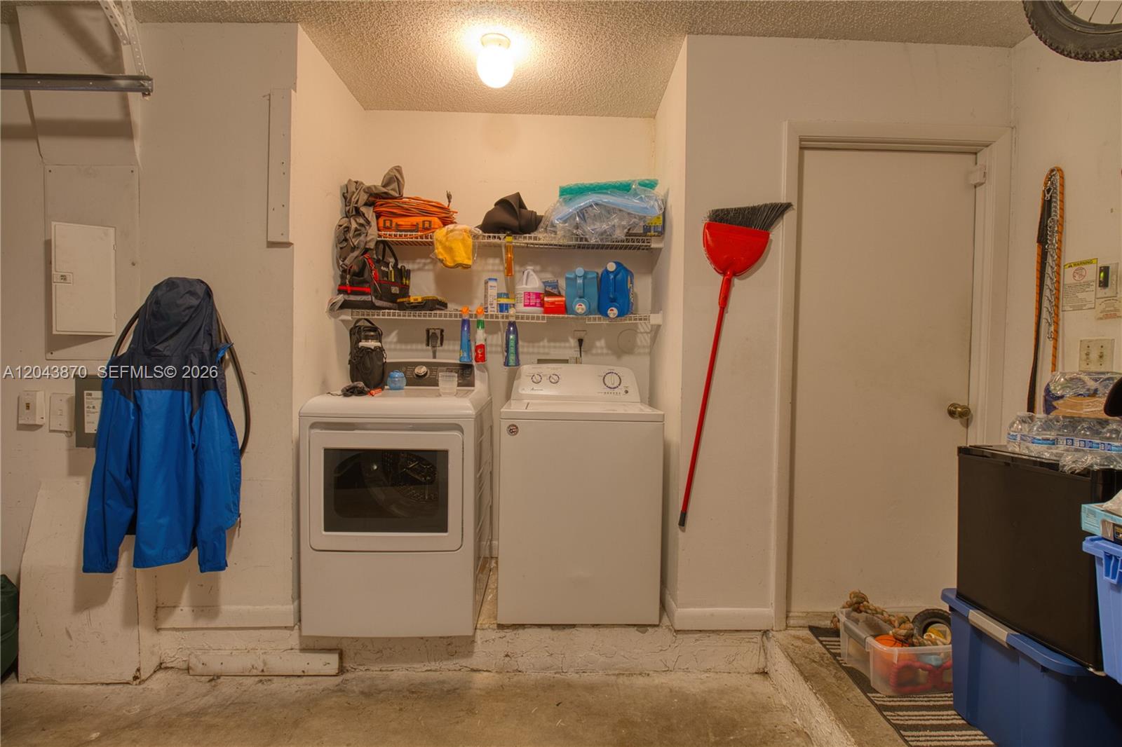 11415 Lakeview Dr # D Unit: 2-D