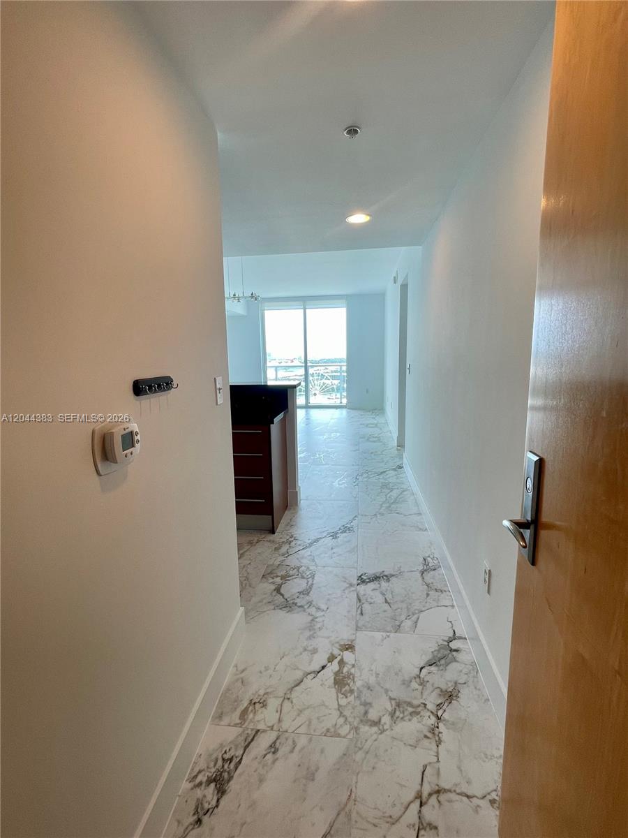 253 NE 2nd St # 2409