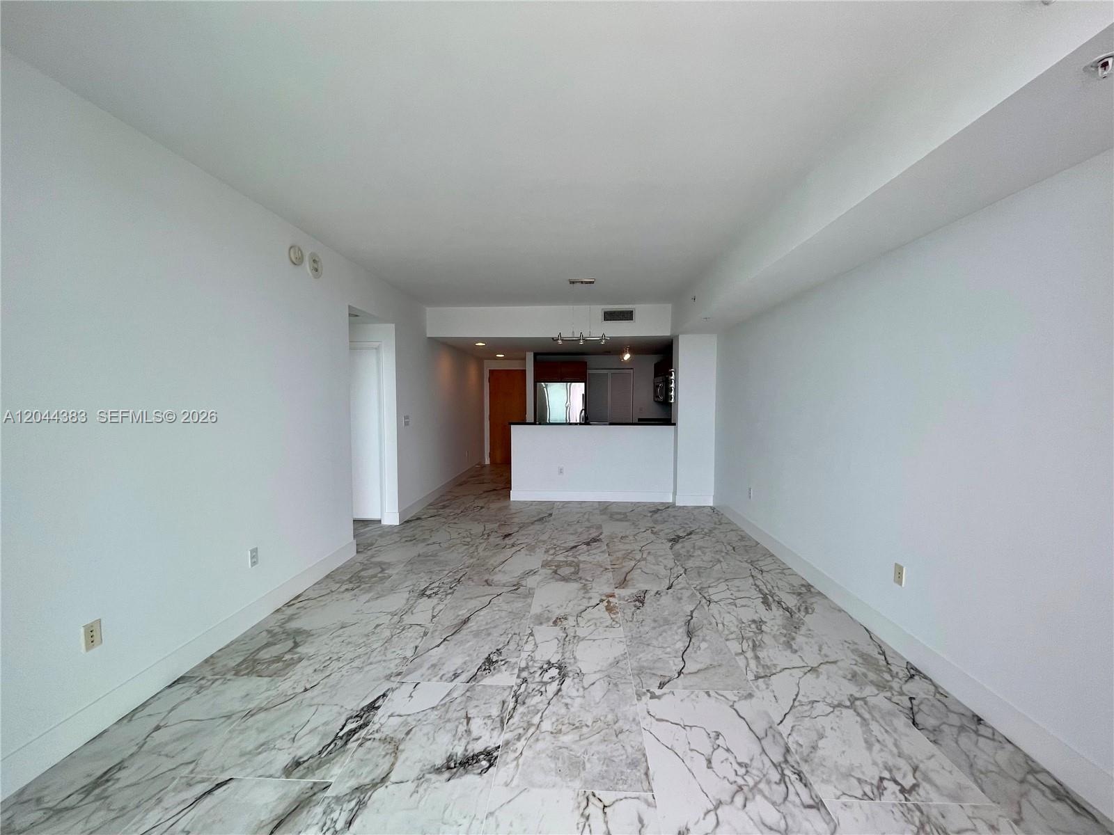 253 NE 2nd St # 2409