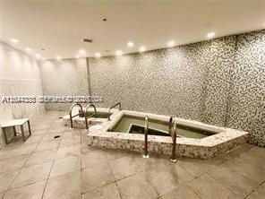 253 NE 2nd St # 2409