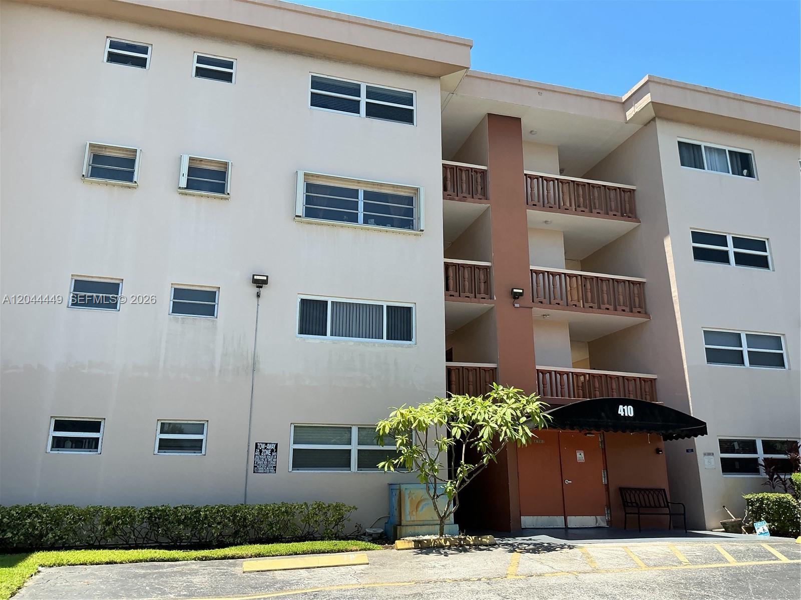 410 SE 2nd St # 307