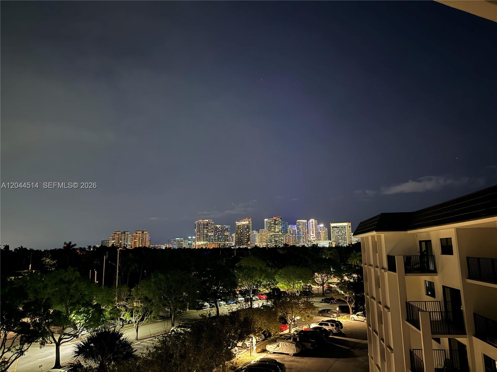 1000 River Reach Dr # 516