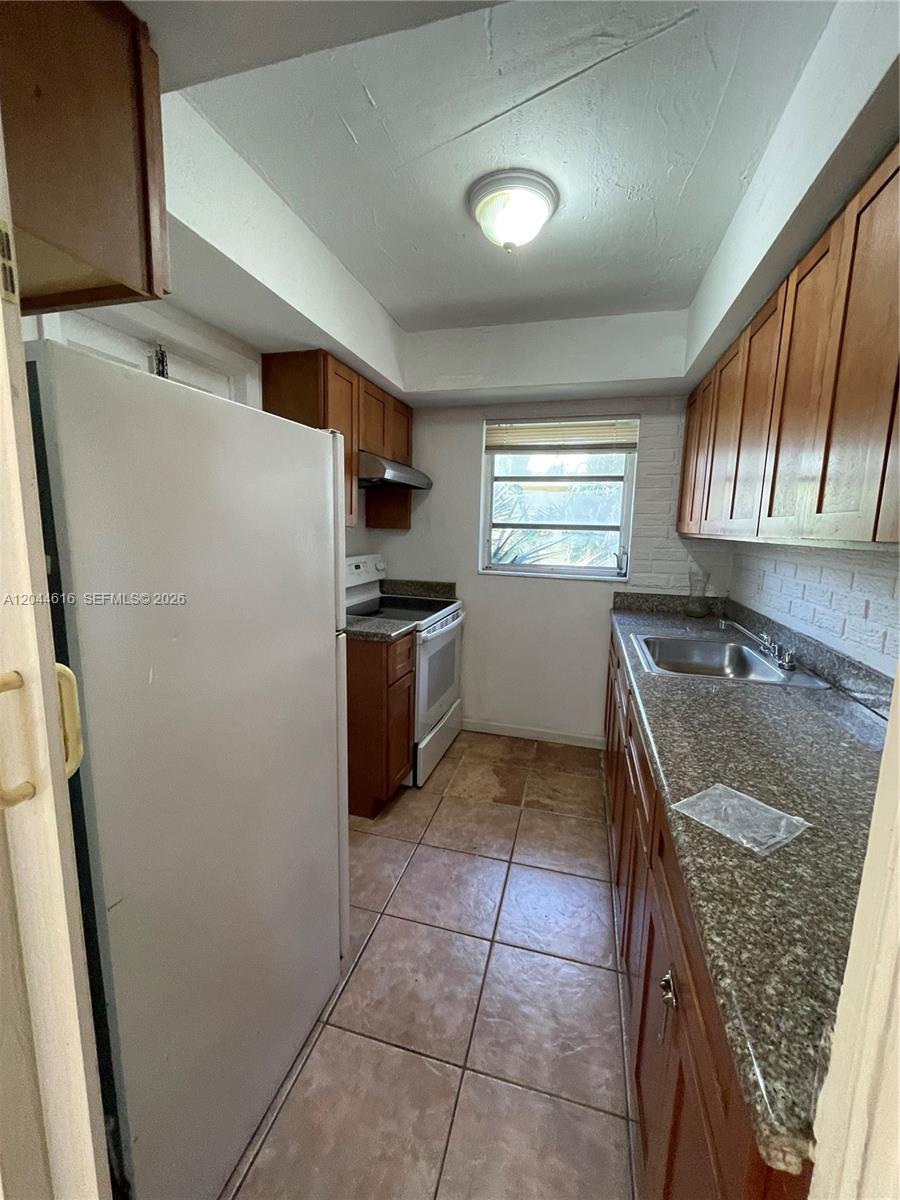7841 Dunham Blvd # 6