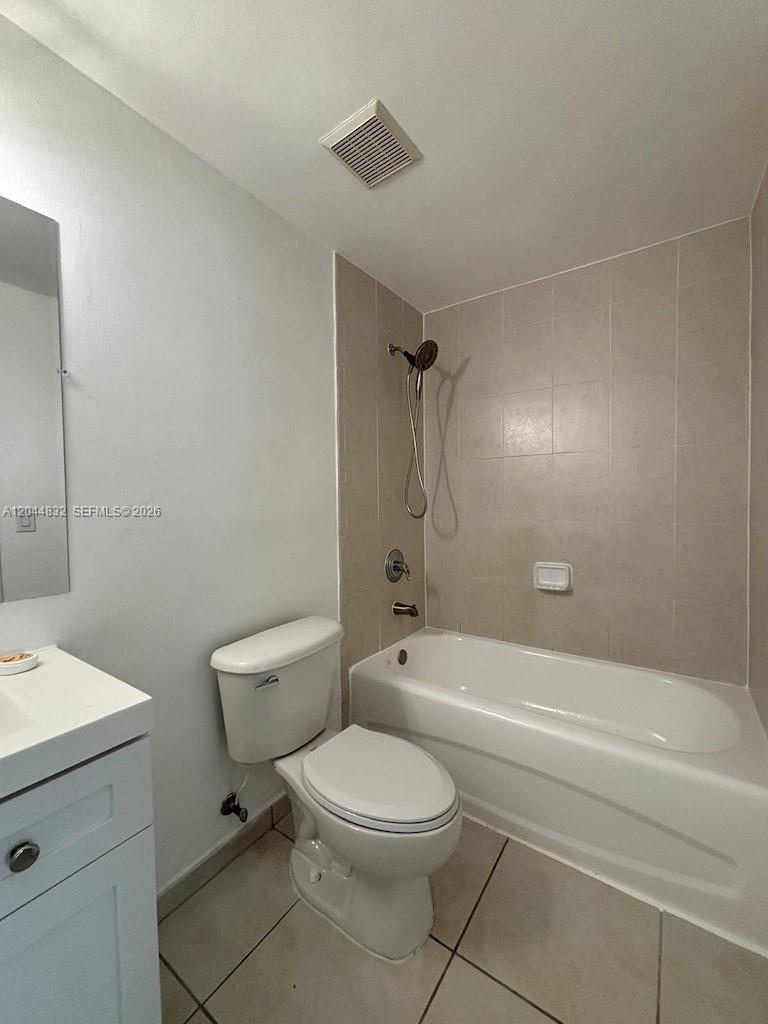 7220 NW 114th Ave # 31116