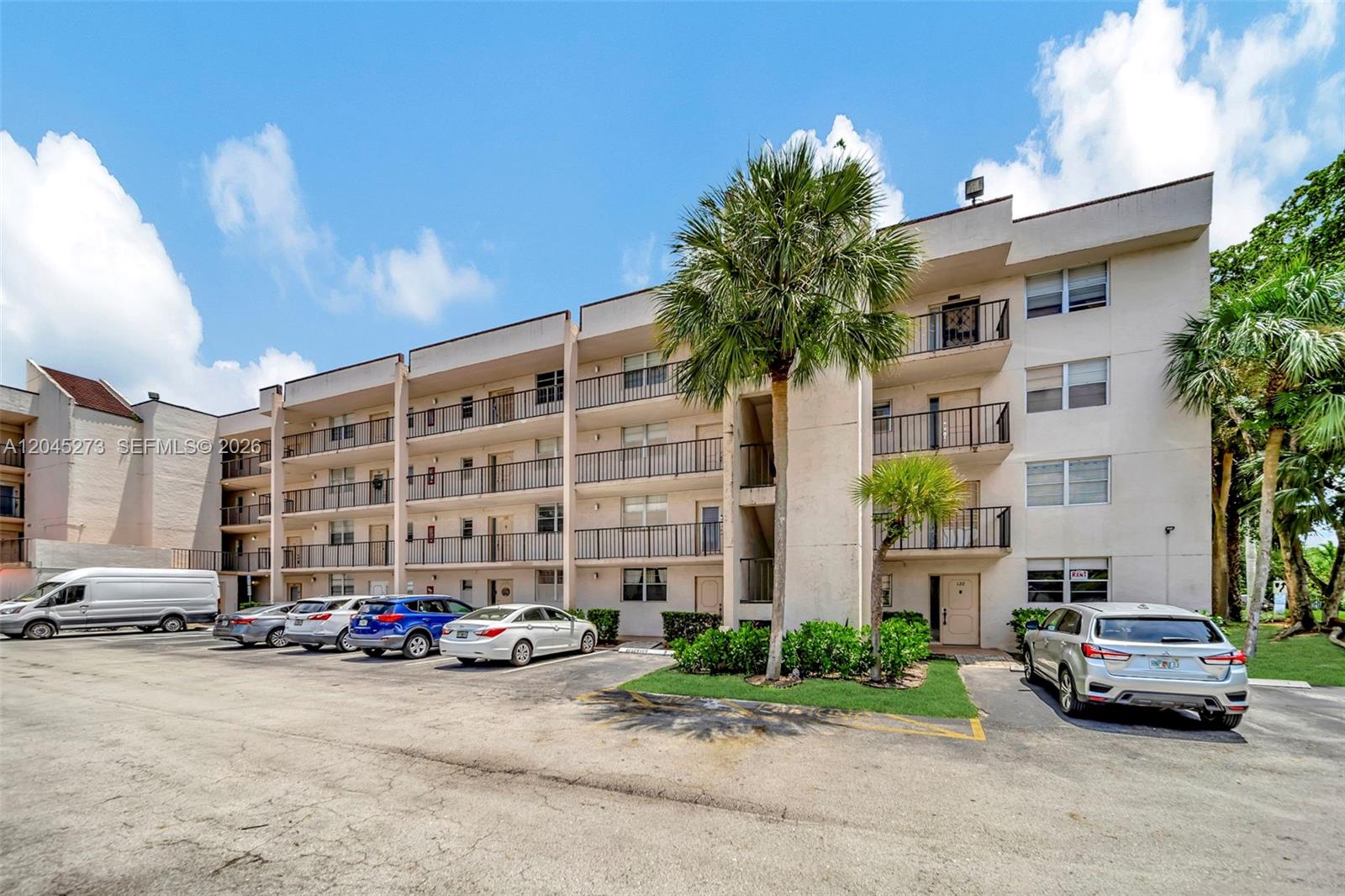 2571 Aragon Blvd # 220