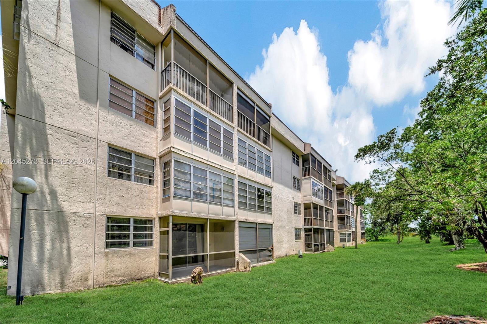 2571 Aragon Blvd # 220