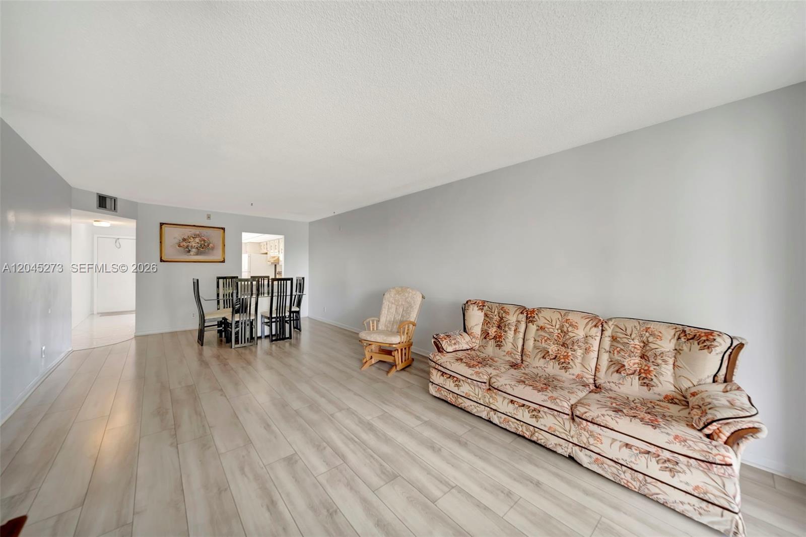 2571 Aragon Blvd # 220