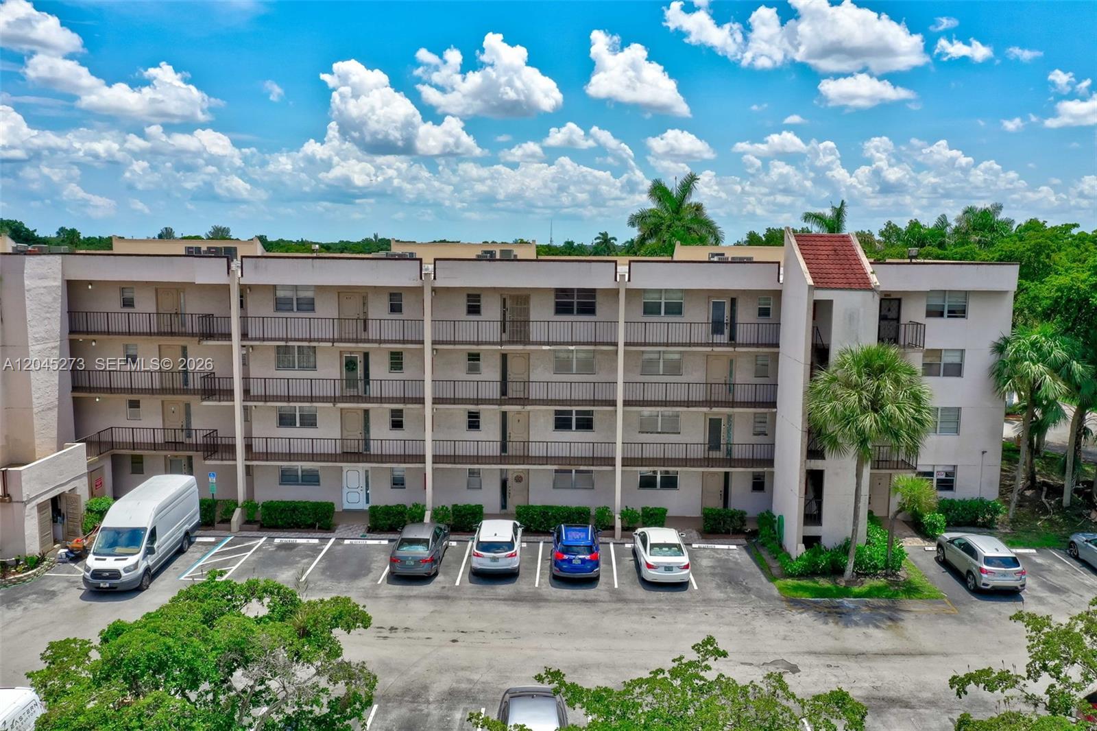 2571 Aragon Blvd # 220