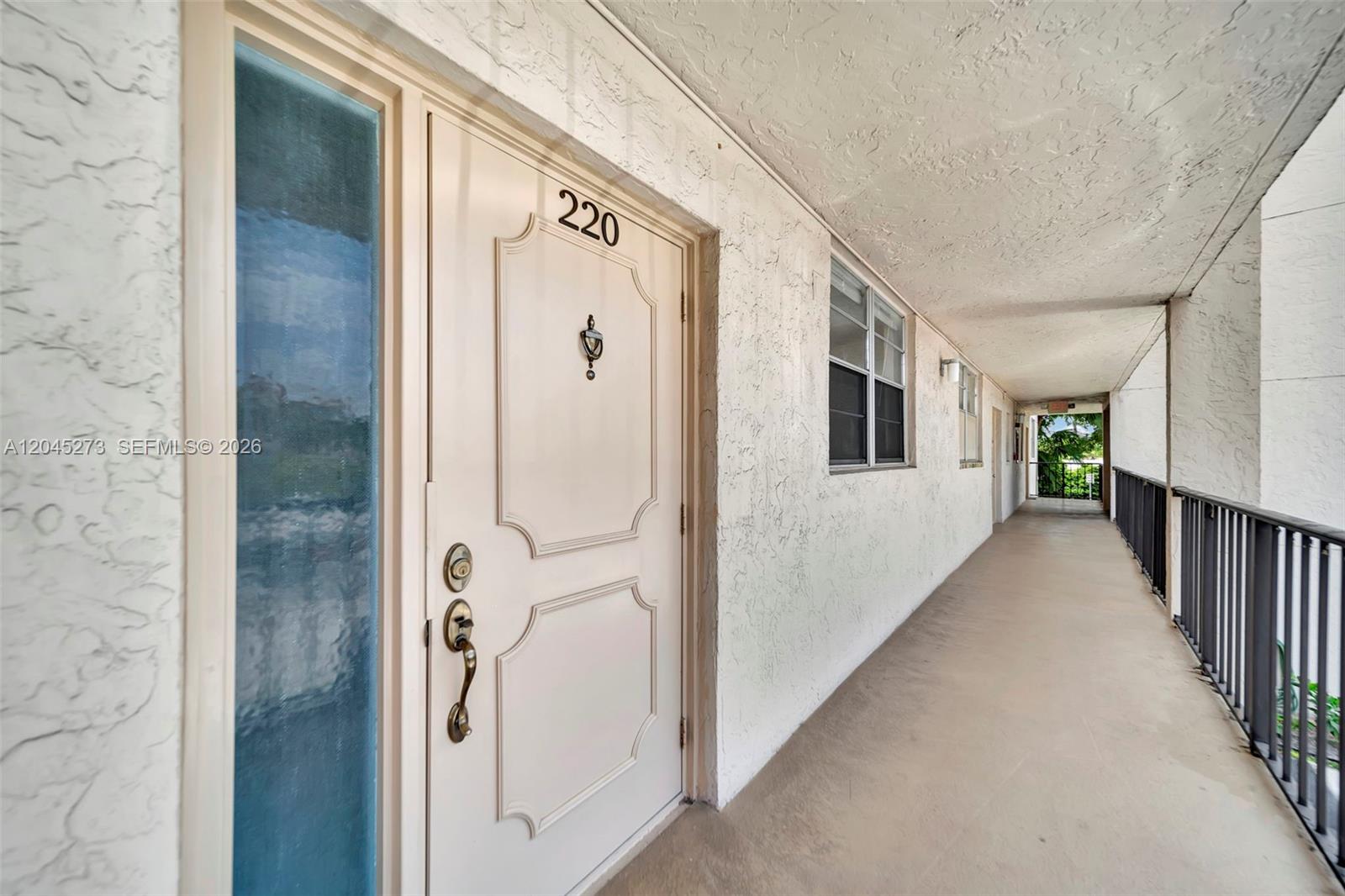 2571 Aragon Blvd # 220