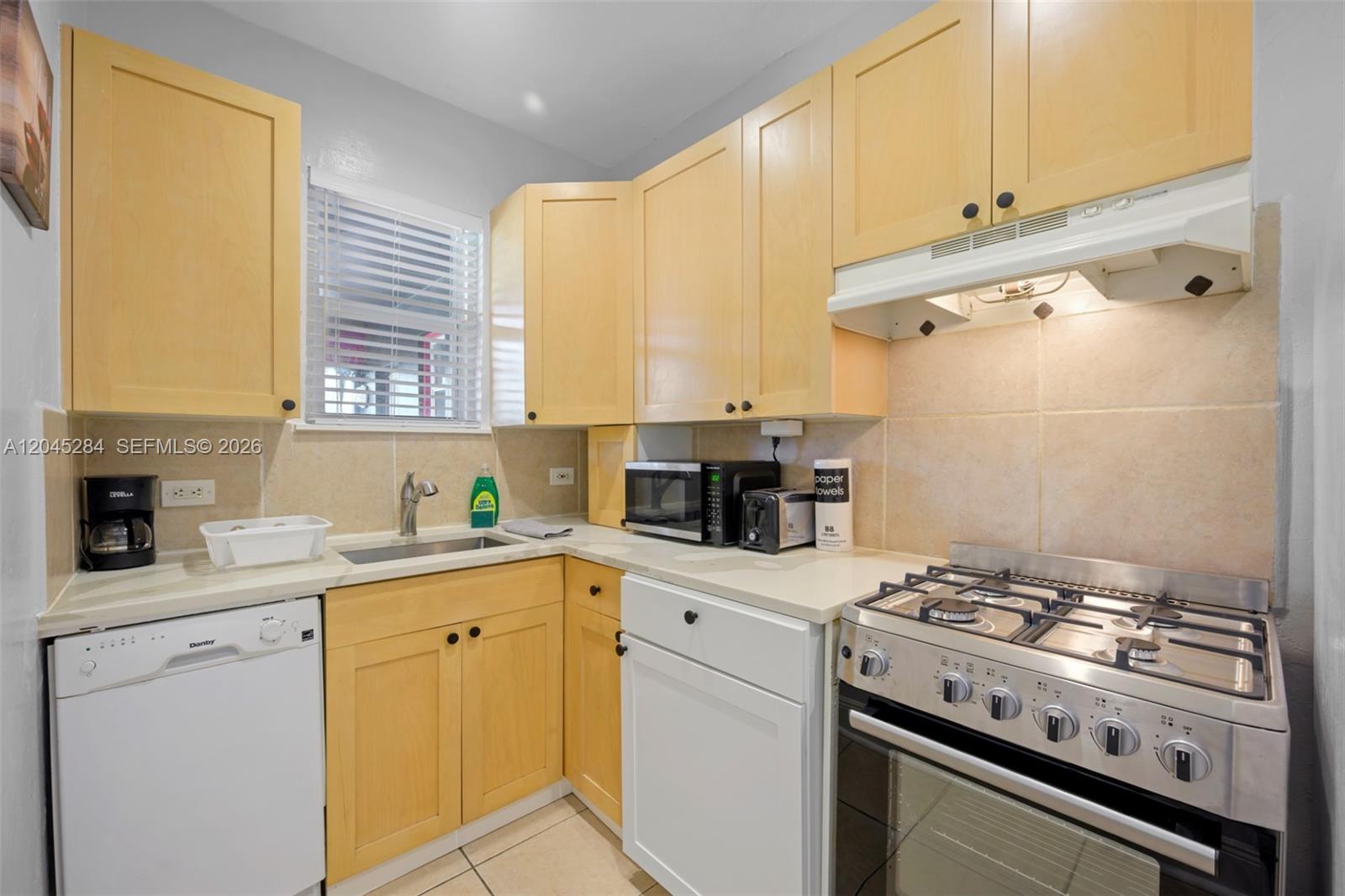 620 SW 7th St unit 1-6