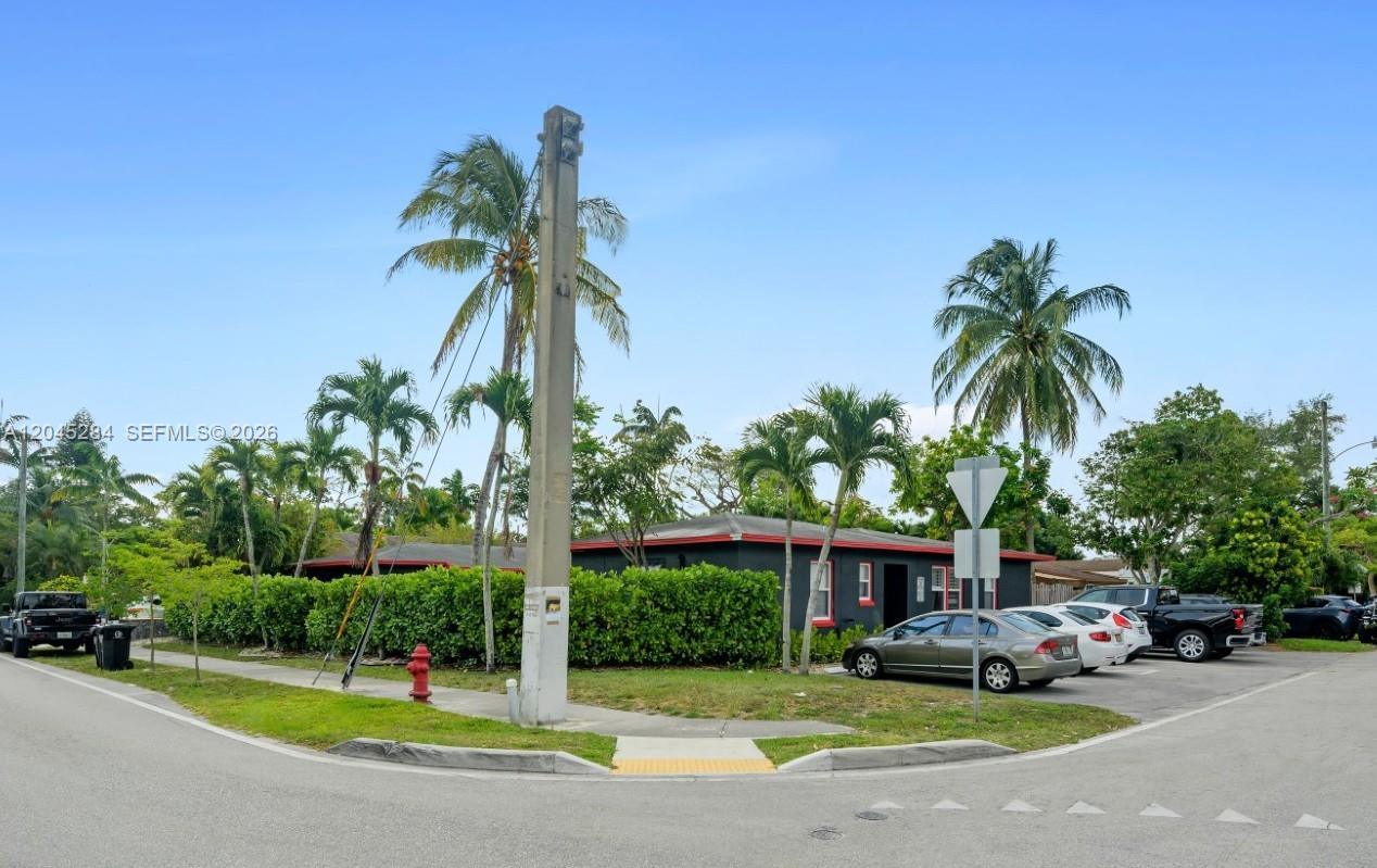 620 SW 7th St unit 1-6
