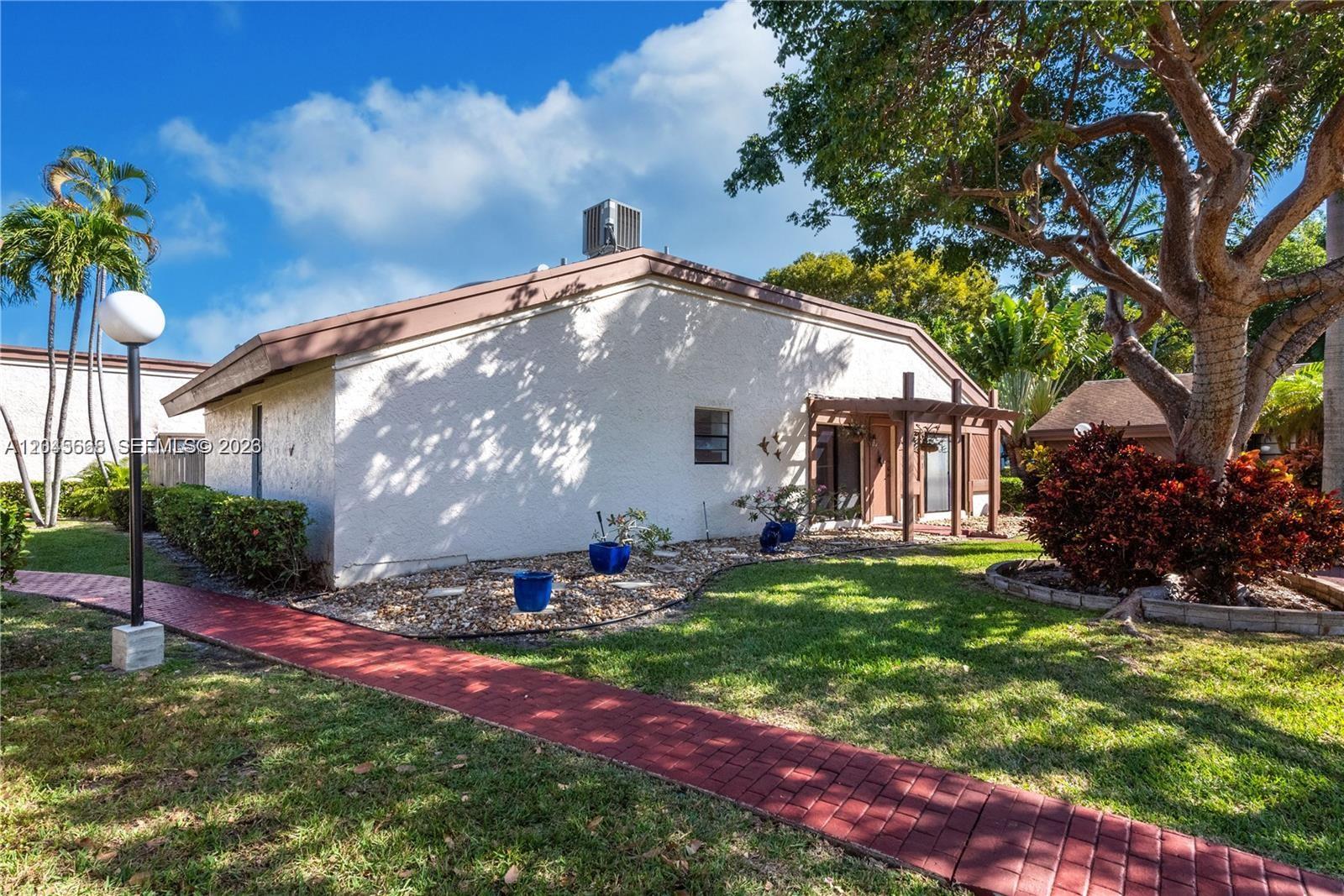 601 Leslie Dr # 0