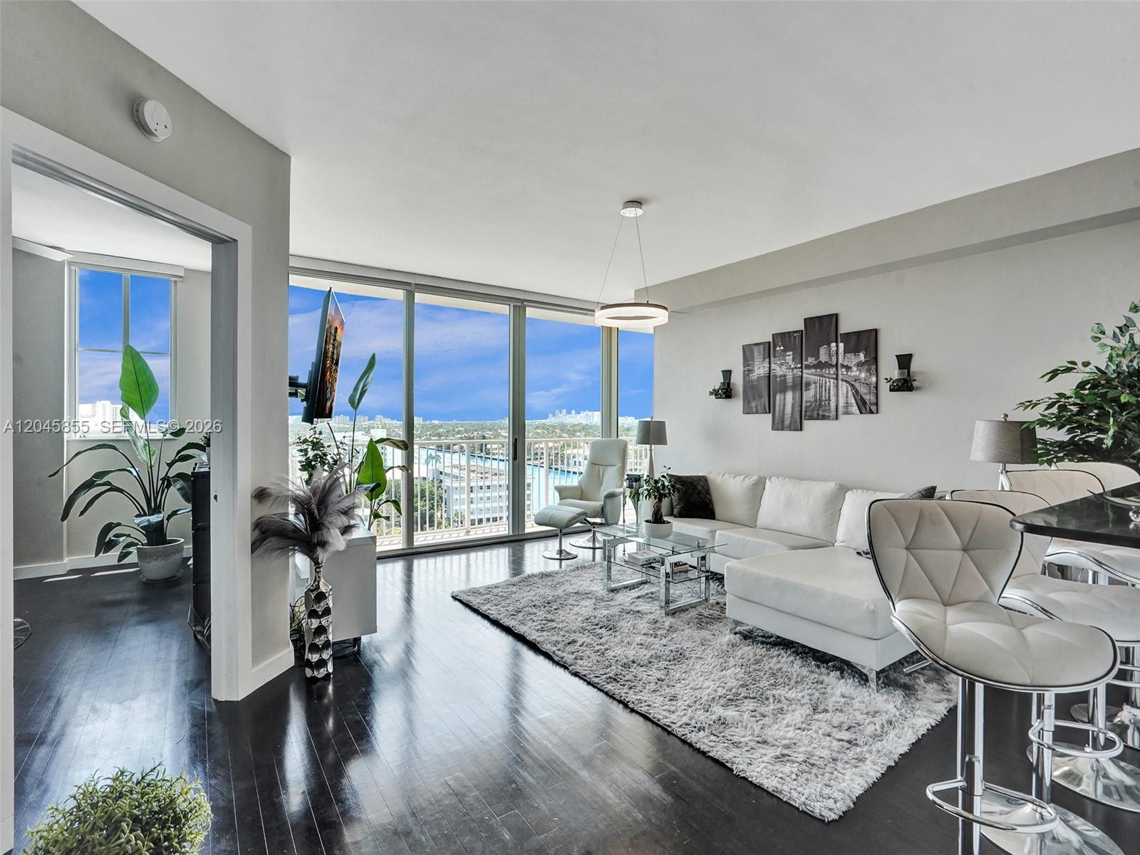 3020 NE 32nd Ave # 925