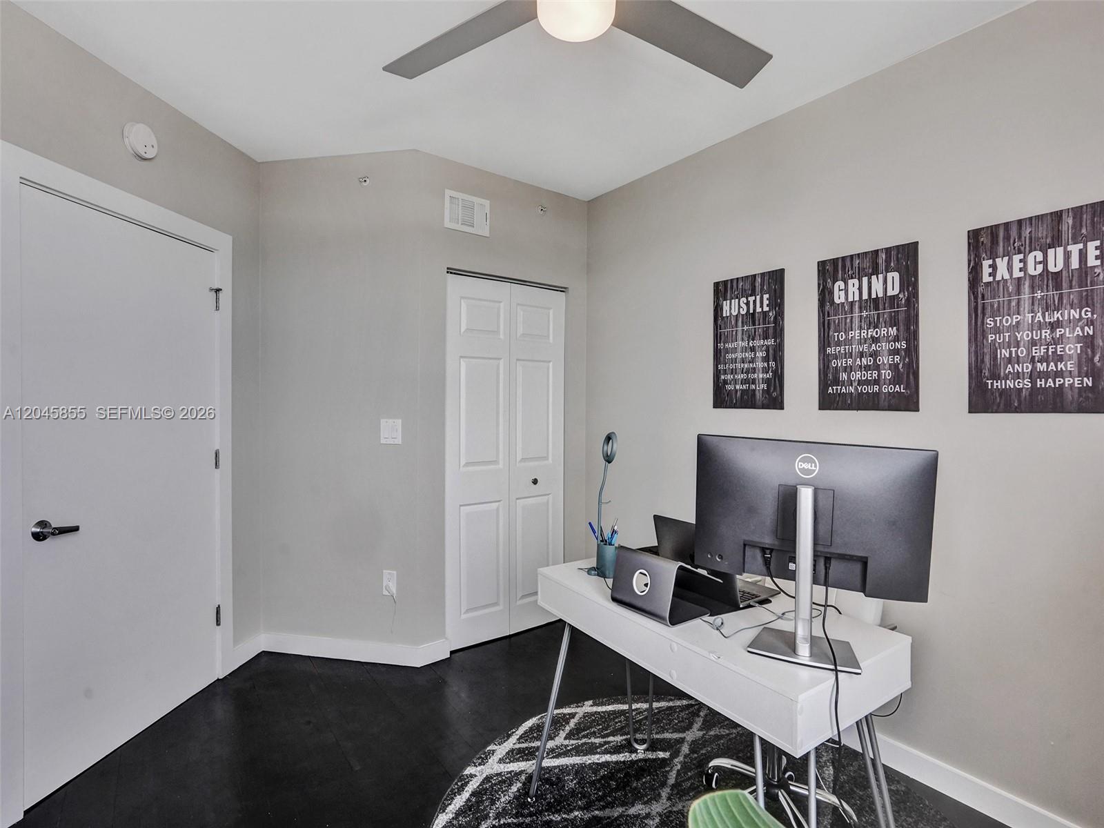 3020 NE 32nd Ave # 925