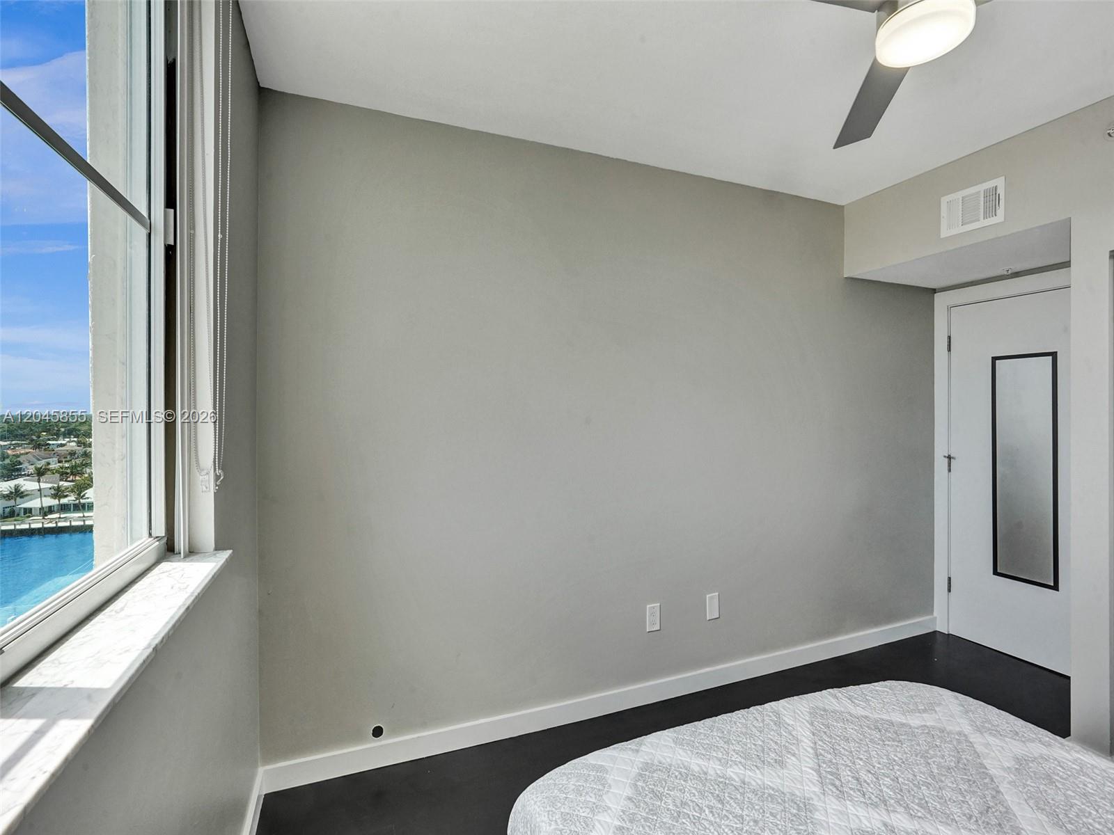 3020 NE 32nd Ave # 925