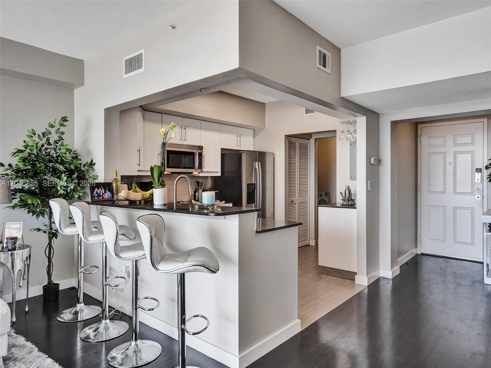 3020 NE 32nd Ave # 925