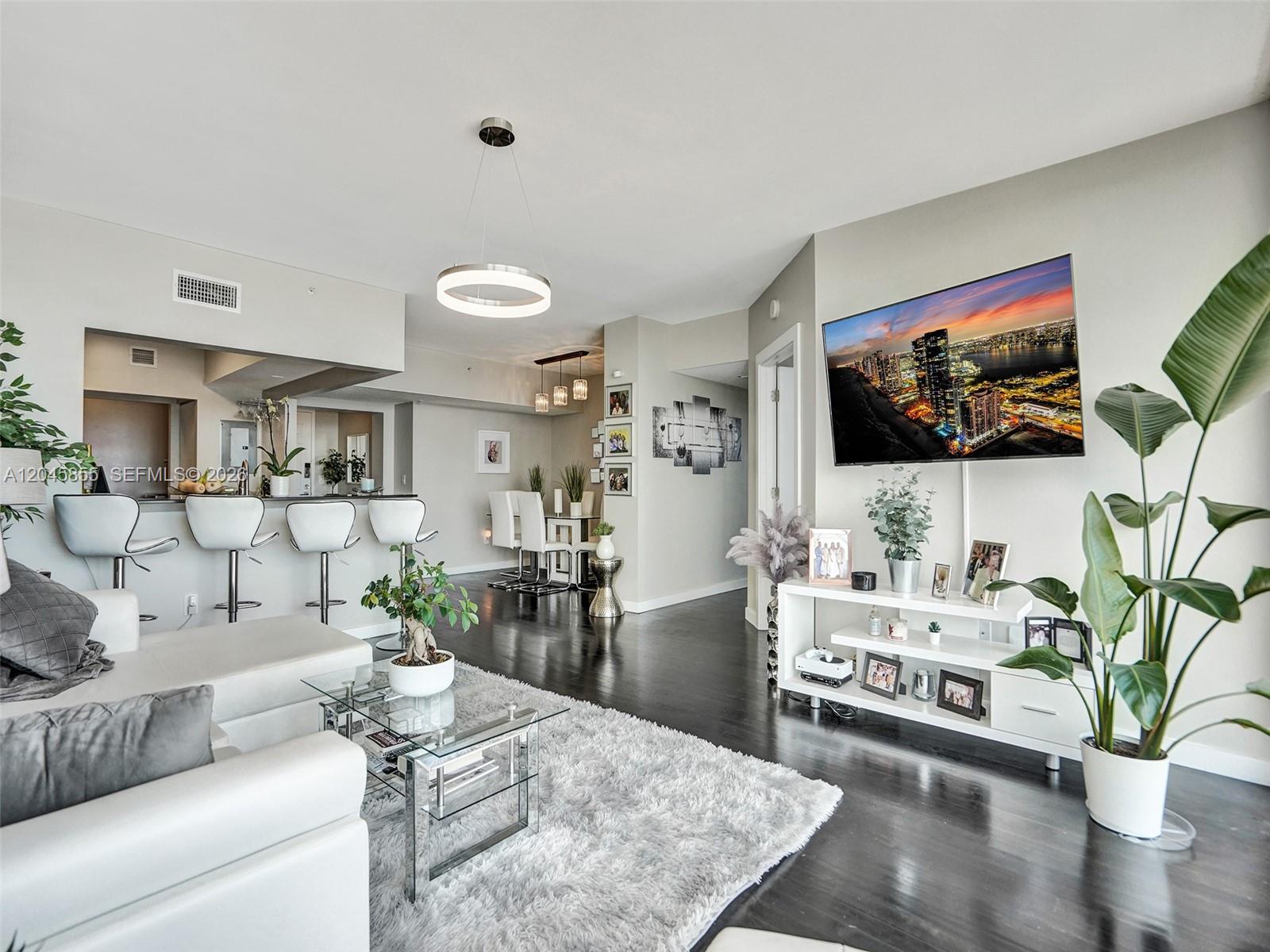 3020 NE 32nd Ave # 925