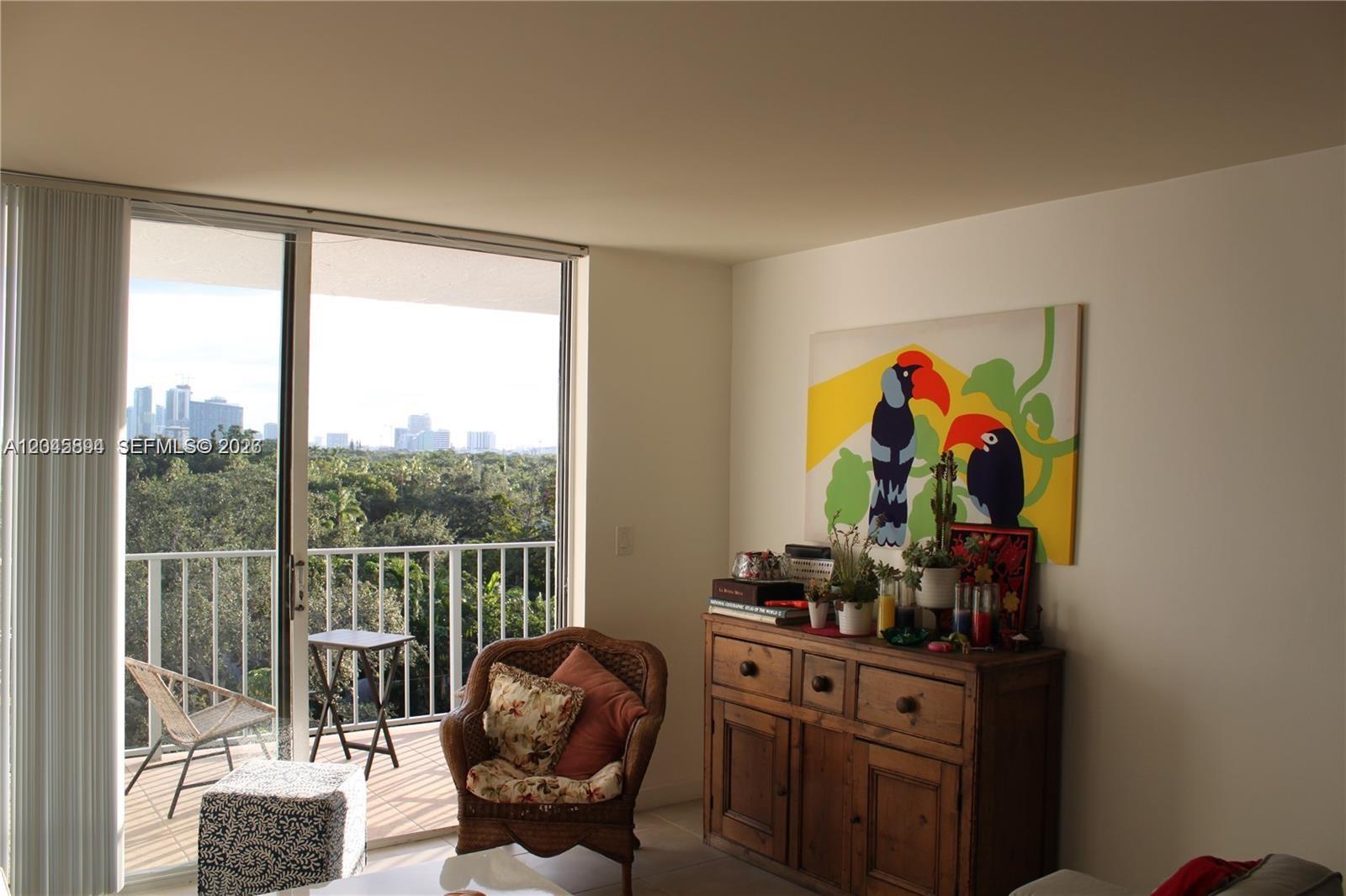 700 NE 63rd St Unit: DPH7