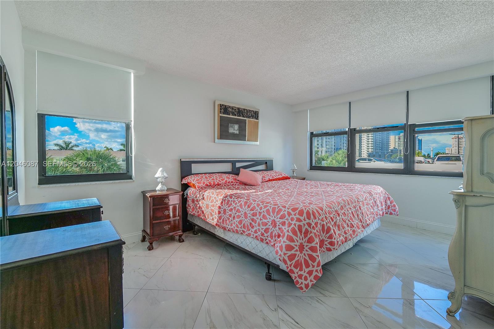 2401 S Ocean Dr # 305