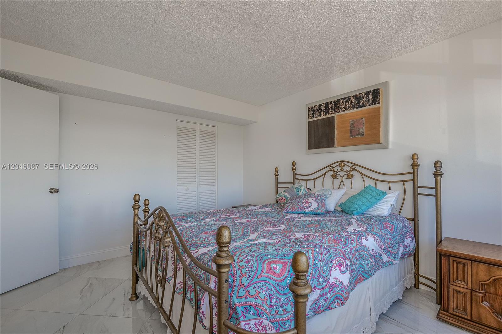 2401 S Ocean Dr # 305