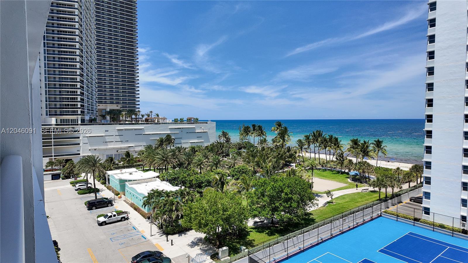 1880 S Ocean Dr # 807
