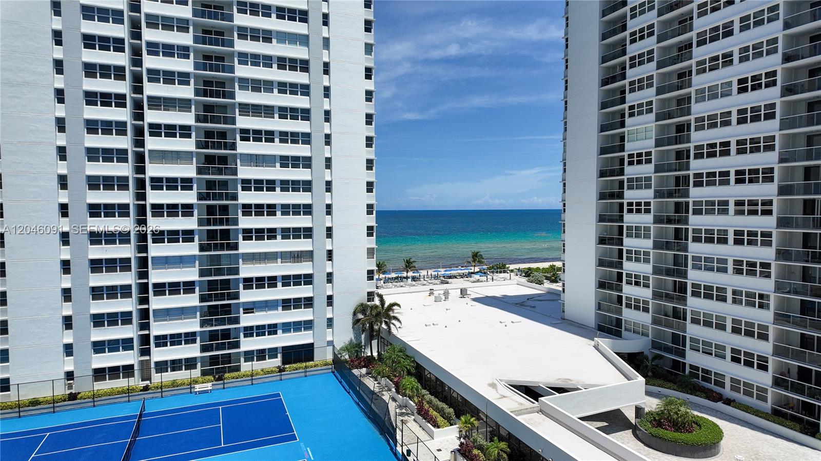 1880 S Ocean Dr # 807
