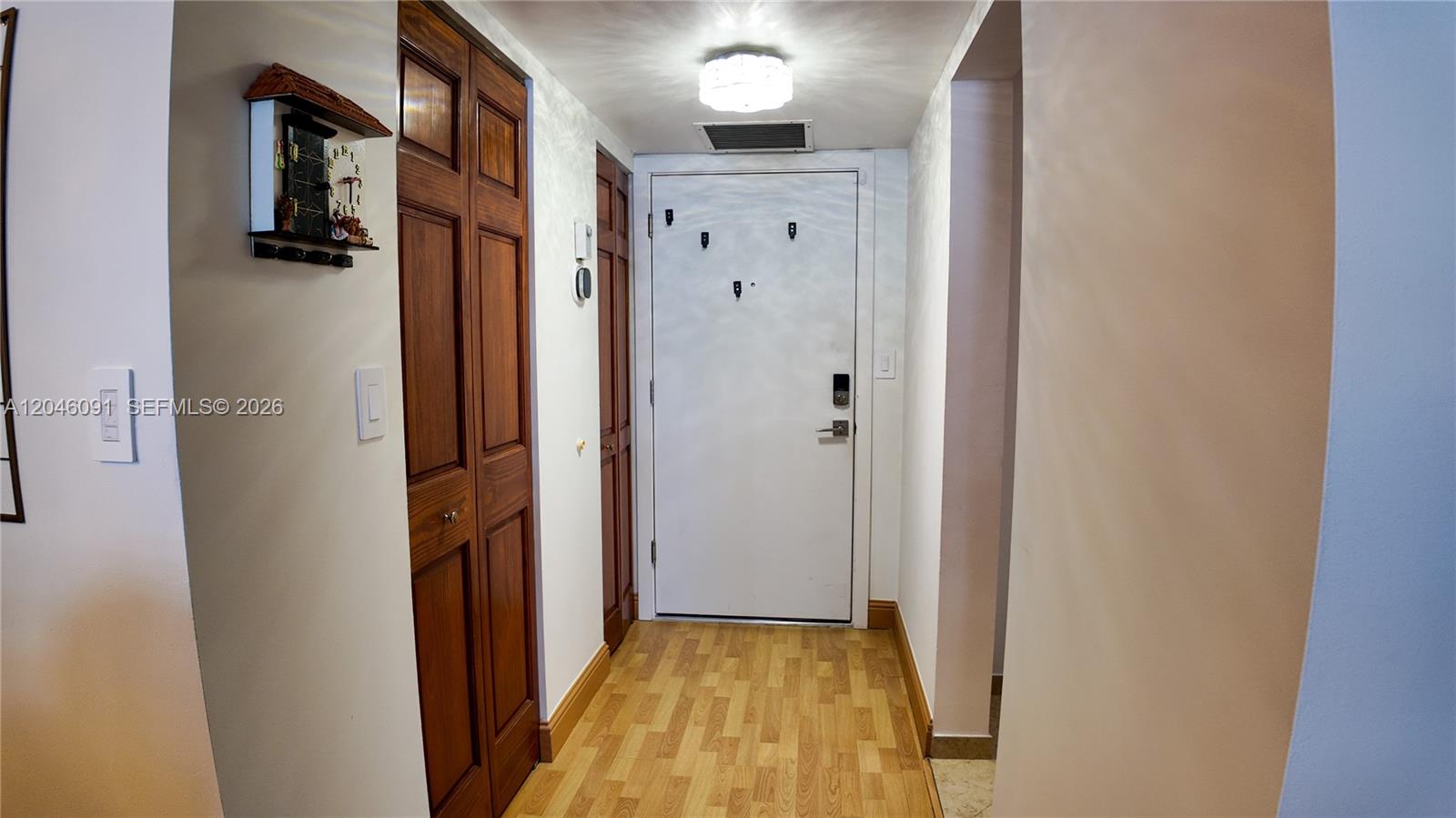 1880 S Ocean Dr # 807