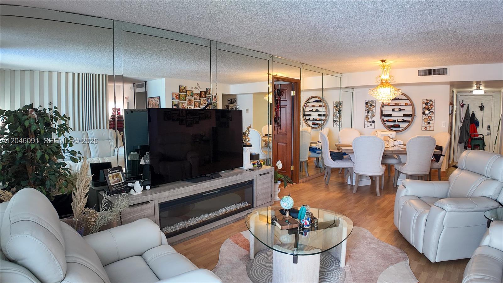1880 S Ocean Dr # 807