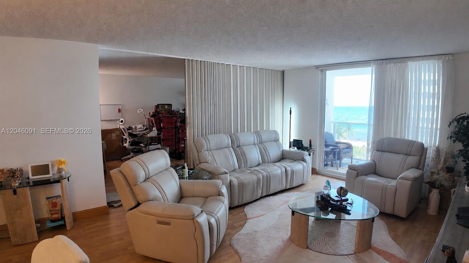 1880 S Ocean Dr # 807