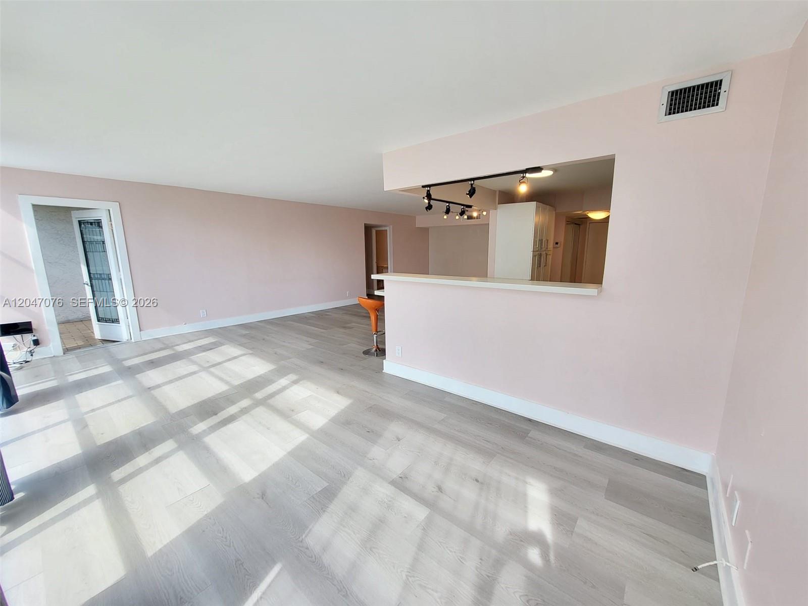 501 Three Islands Blvd # 310