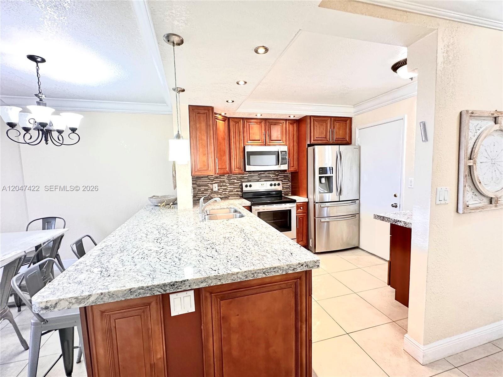 500 NE 12th Ave # 705