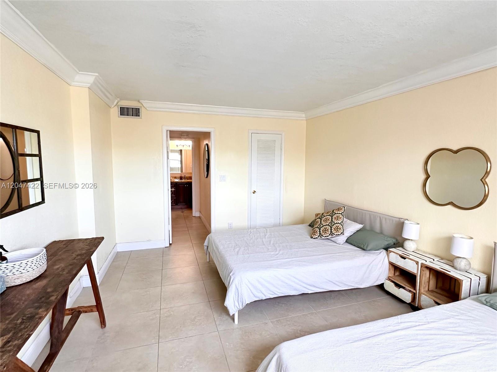 500 NE 12th Ave # 705