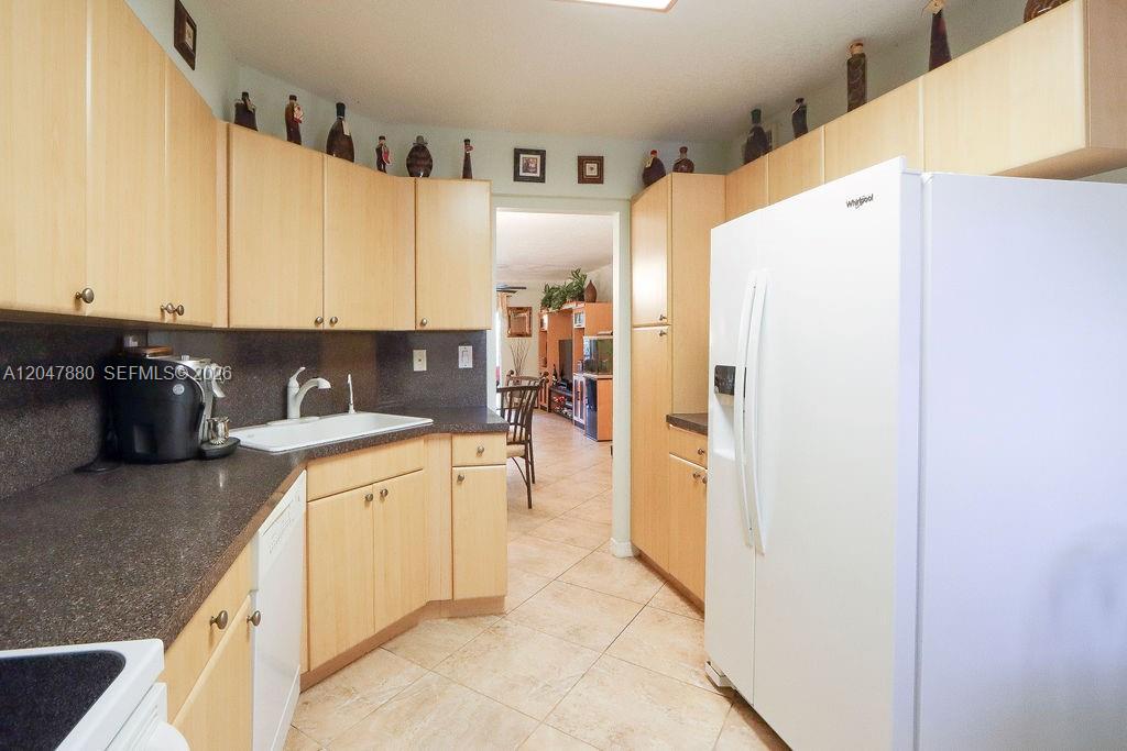 3575 Broken Woods Dr # 303