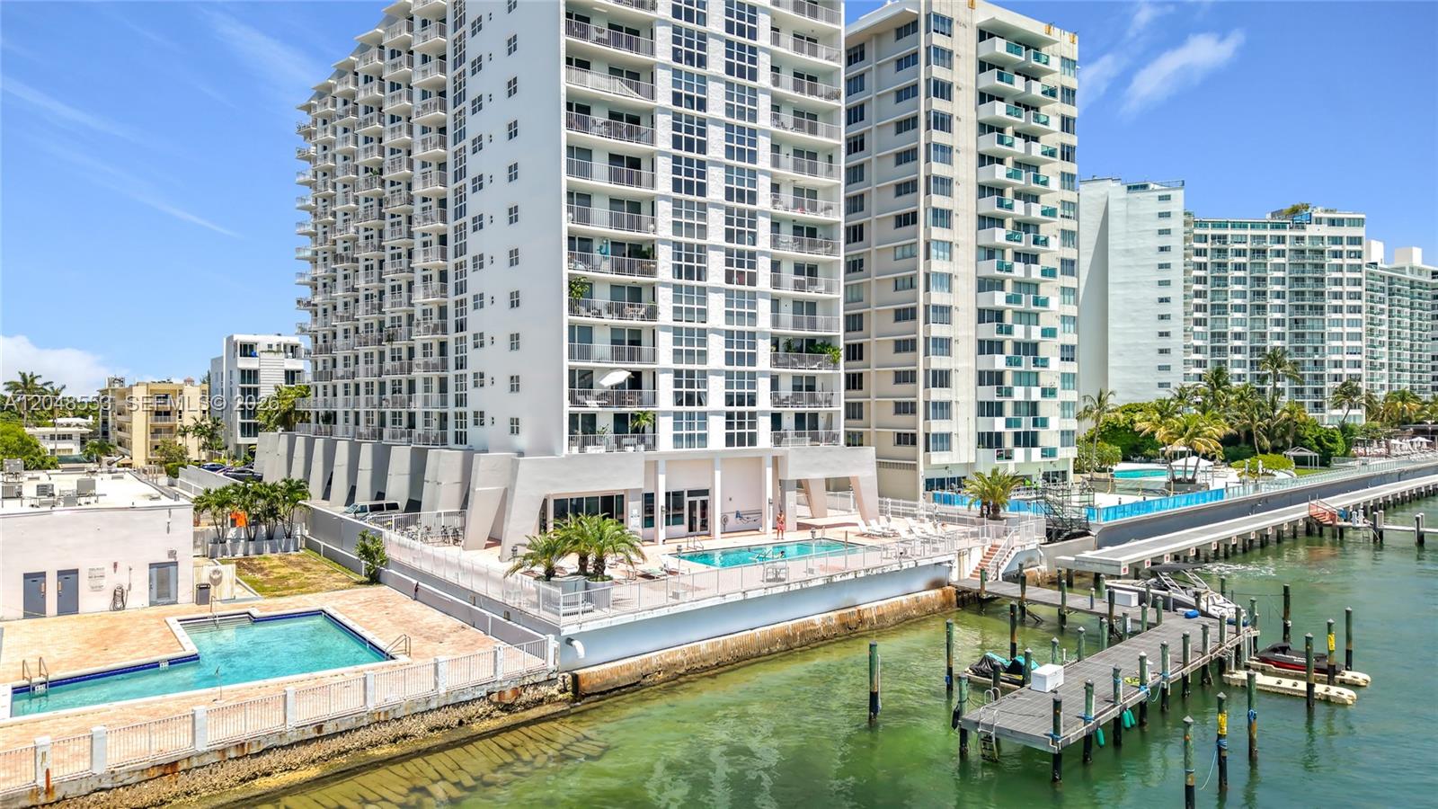 1228 West Ave # 208