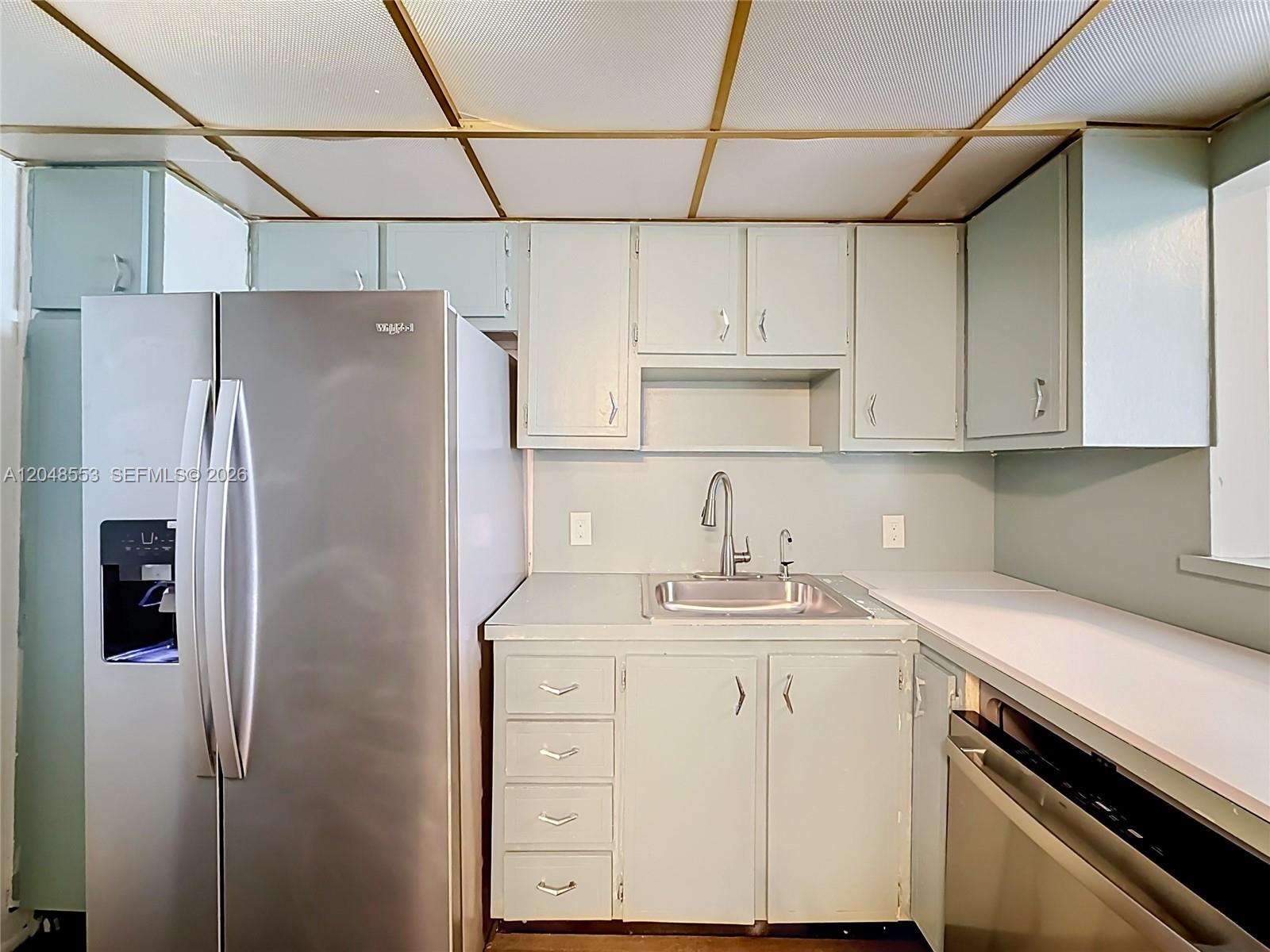 1228 West Ave # 208