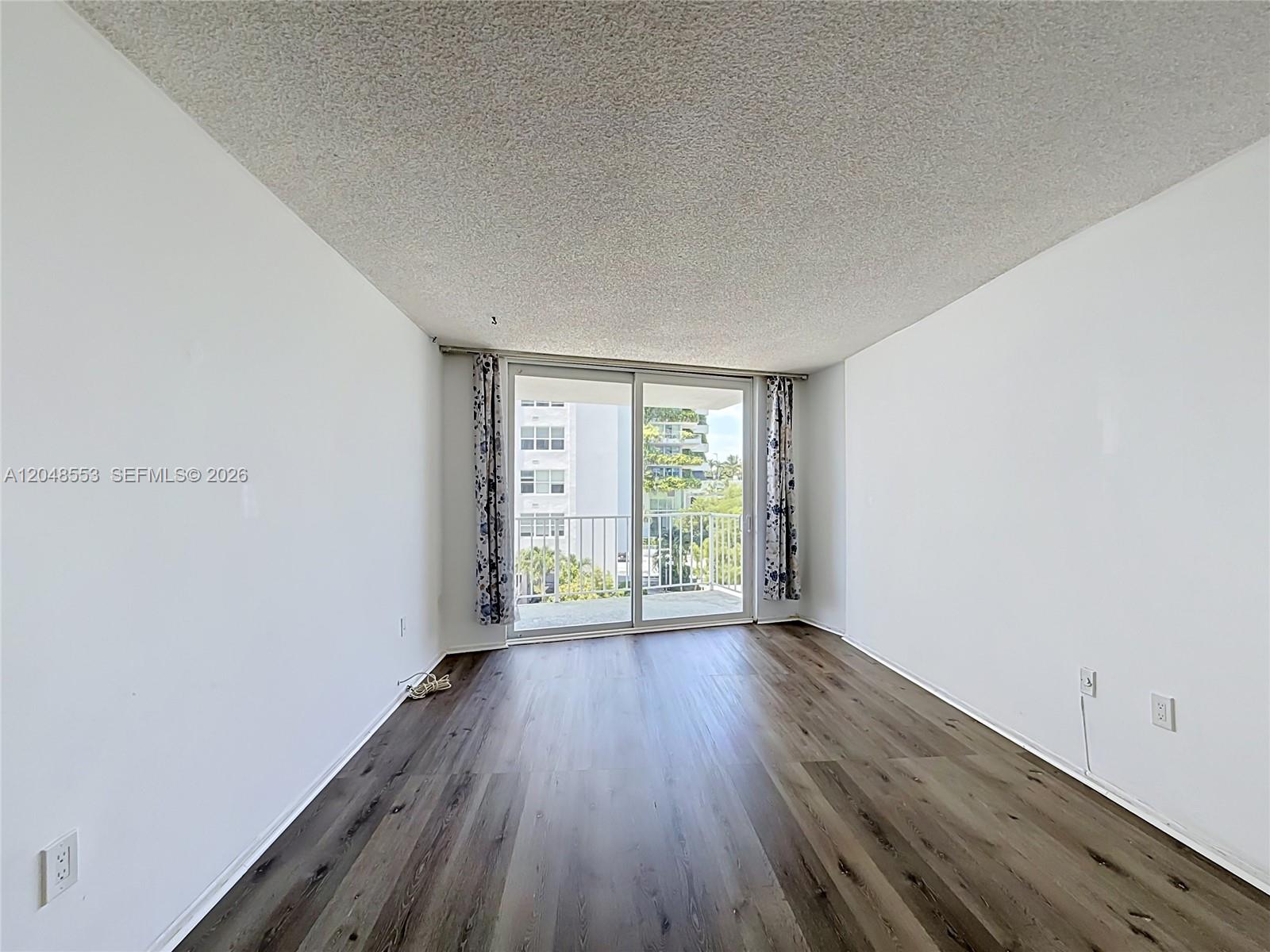 1228 West Ave # 208