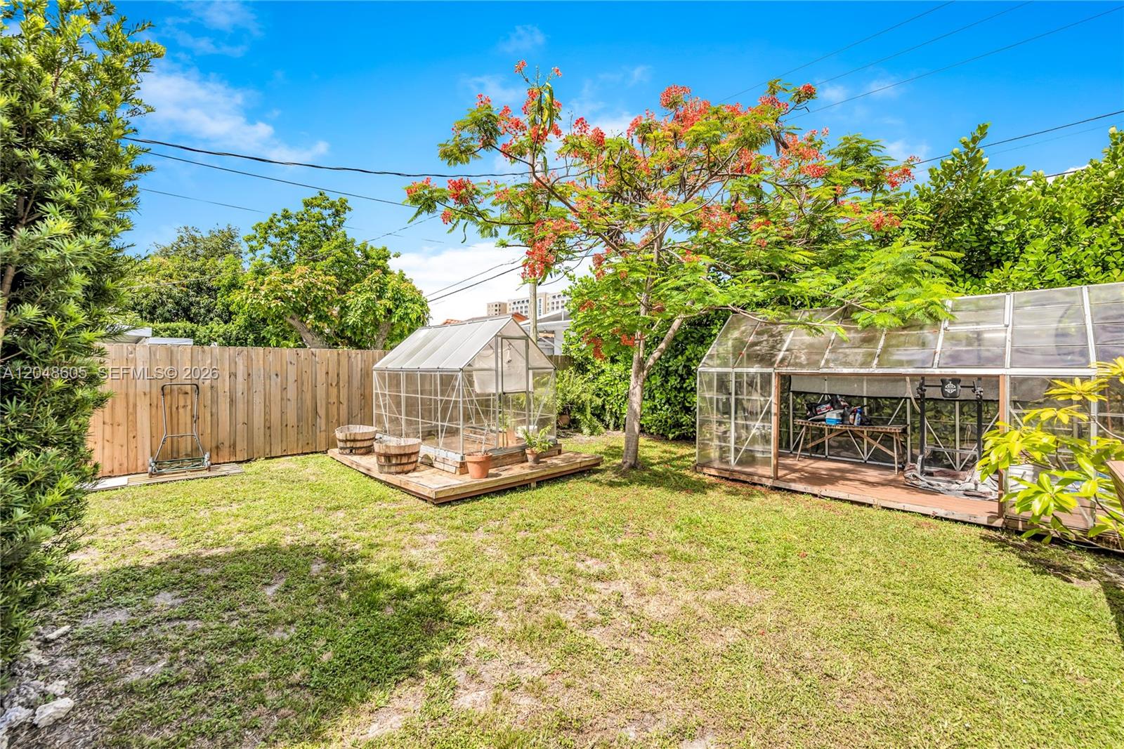 250 NW 40th Ave