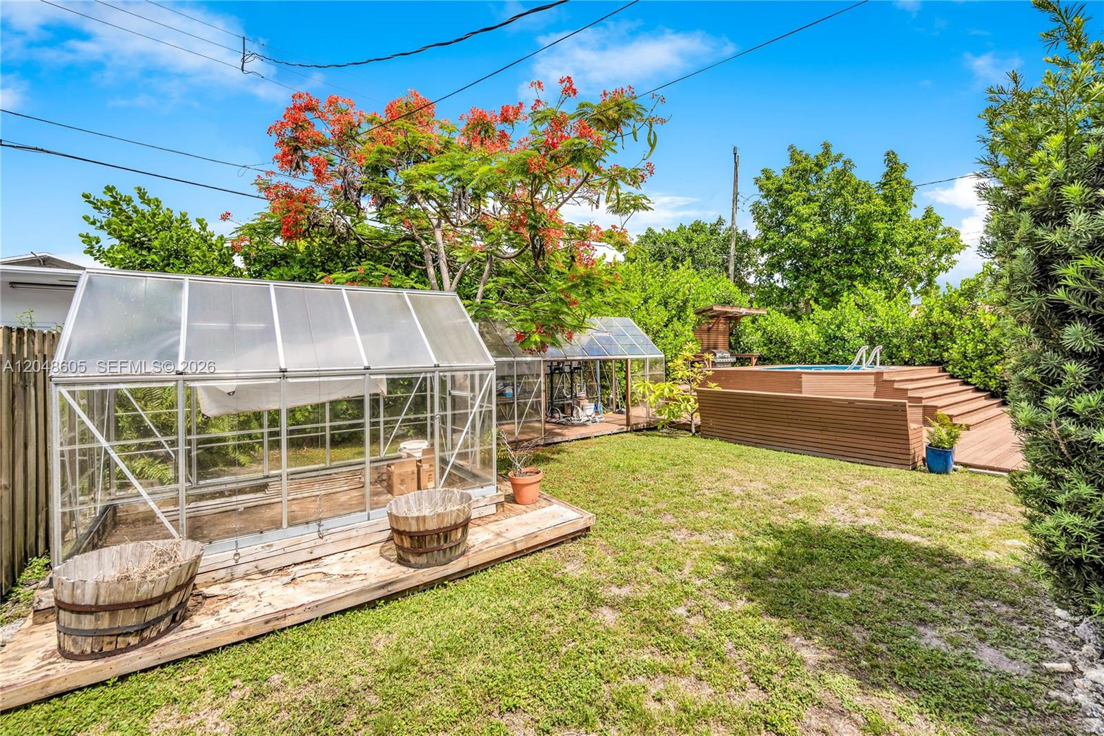 250 NW 40th Ave
