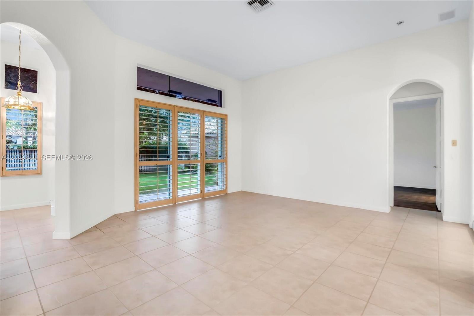 1811 NW 168th Ave