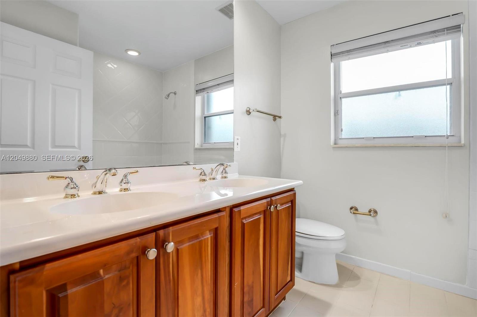 1811 NW 168th Ave