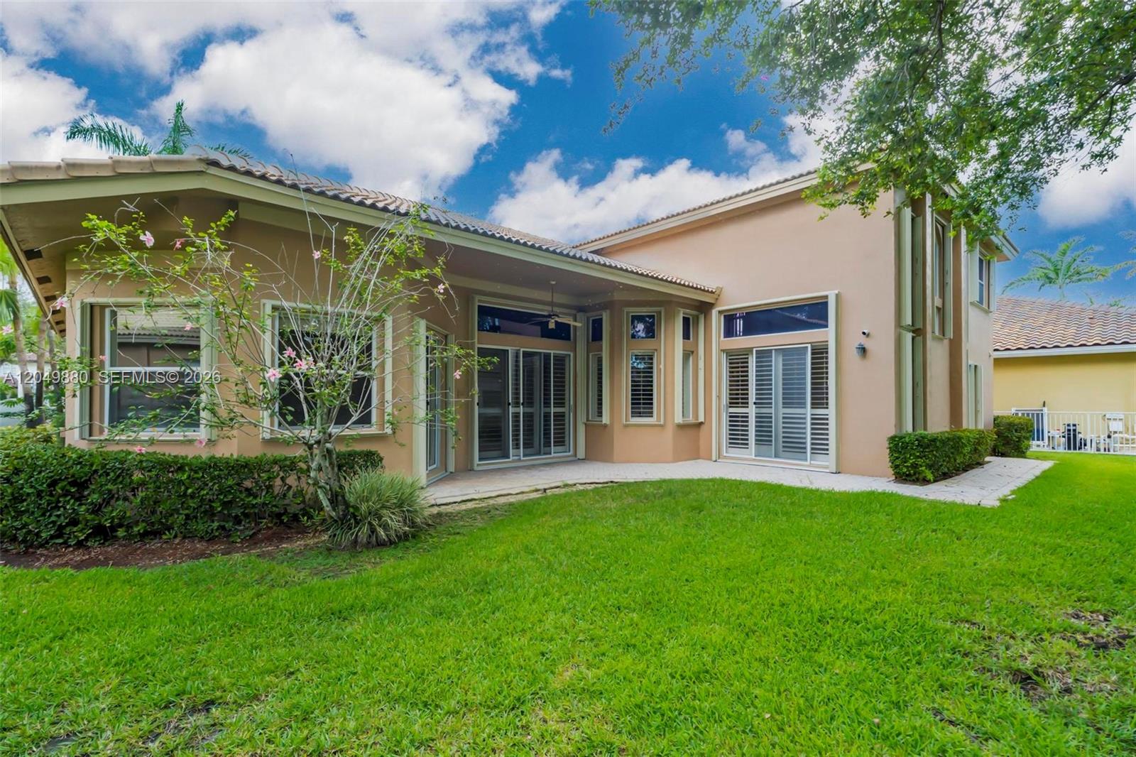 1811 NW 168th Ave