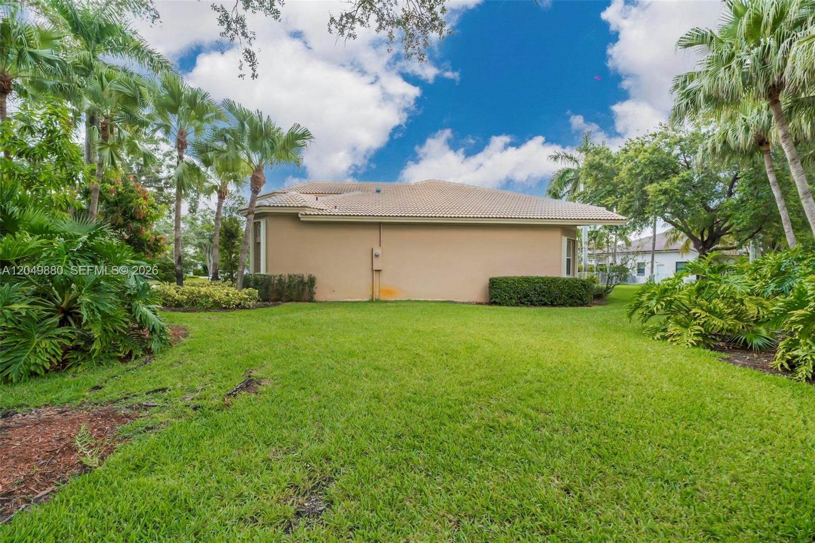 1811 NW 168th Ave