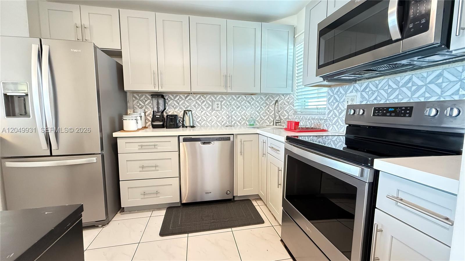 2206 S Cypress Bend Dr # 508