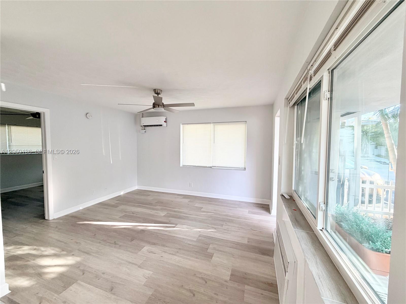1632 NE 4th Pl # 1