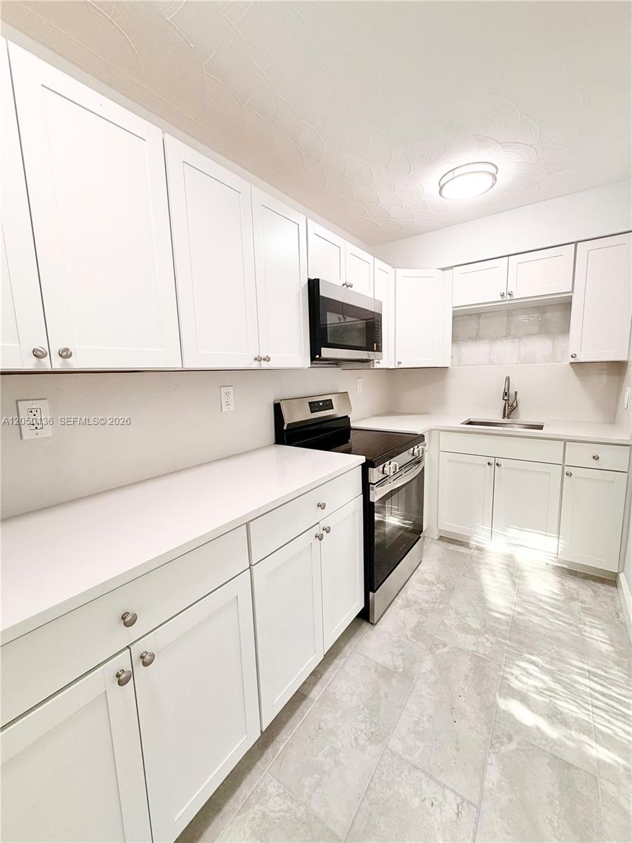 1632 NE 4th Pl # 1