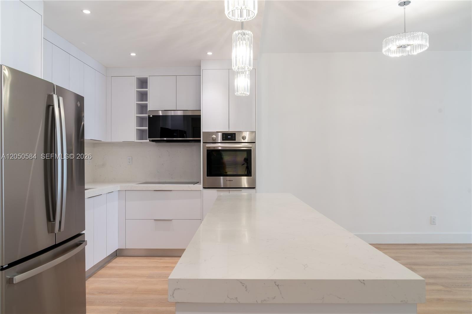 19390 Collins Ave # 24 Unit: PH-24