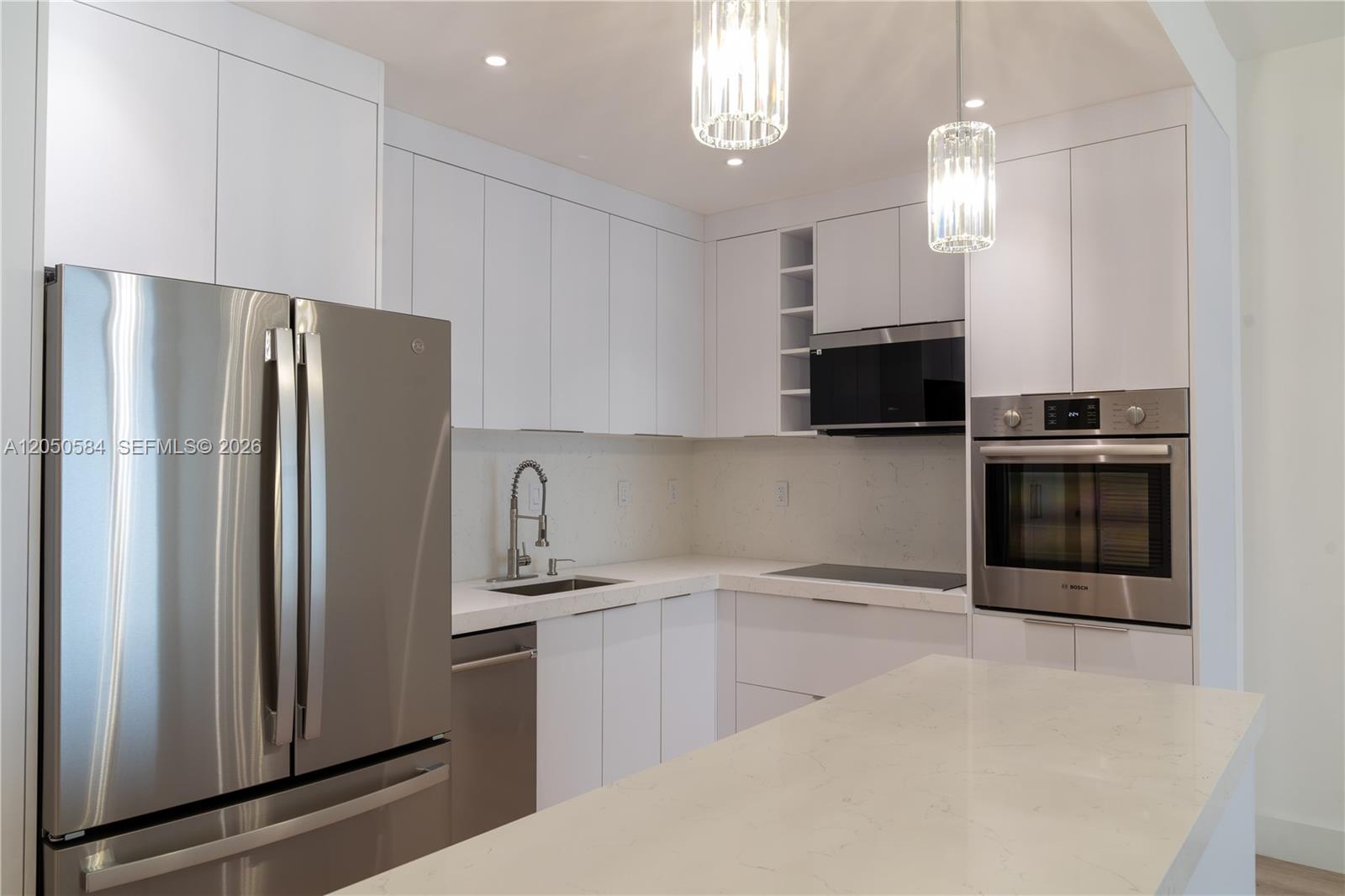 19390 Collins Ave # 24 Unit: PH-24